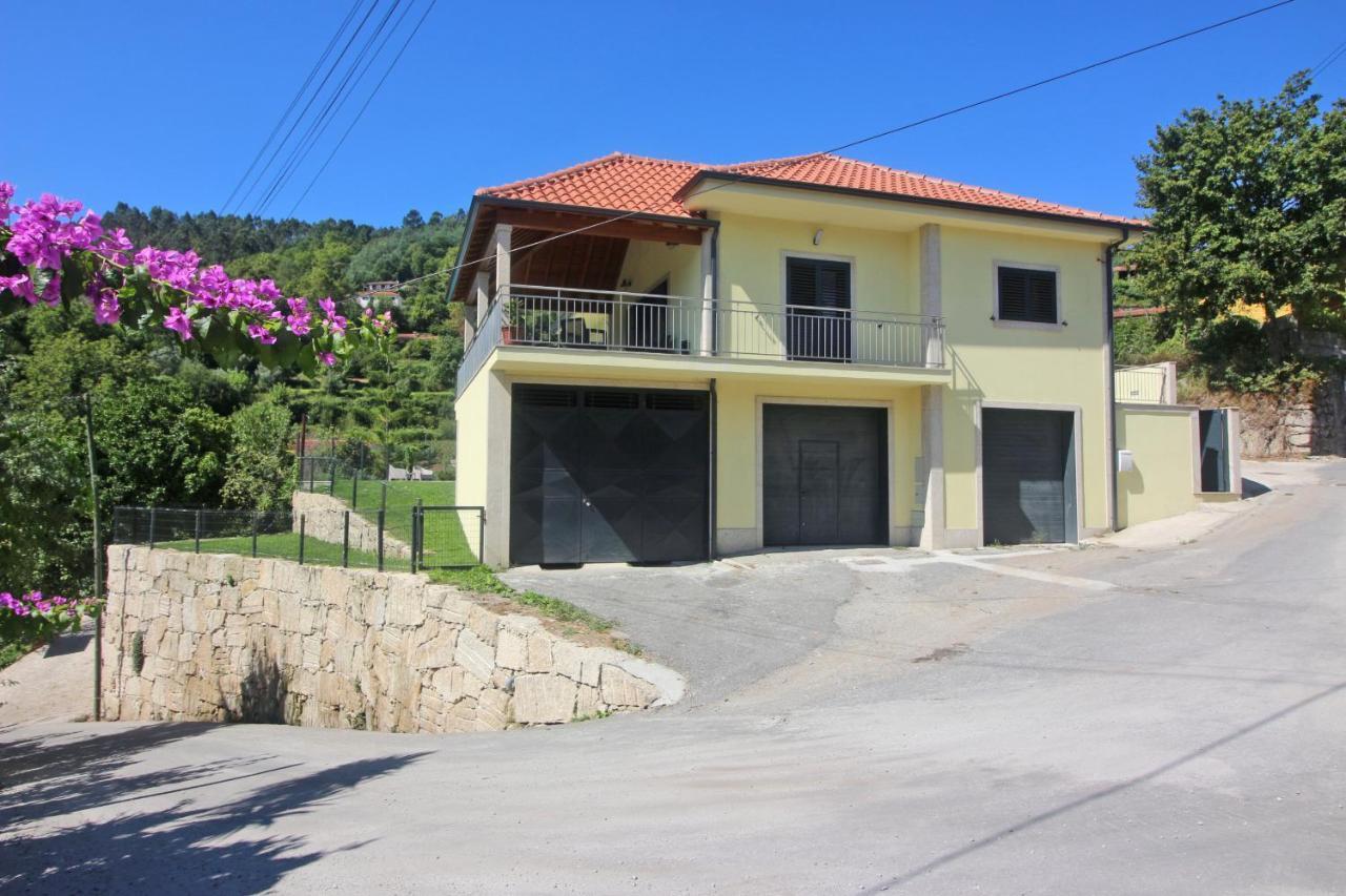 Villa Casa Dos Henriques Geres By Geres Casas Esterno foto